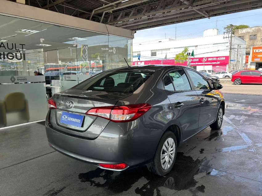 YARIS SEDAN XL | 1.5 FLEX AUTOMÁTICO3