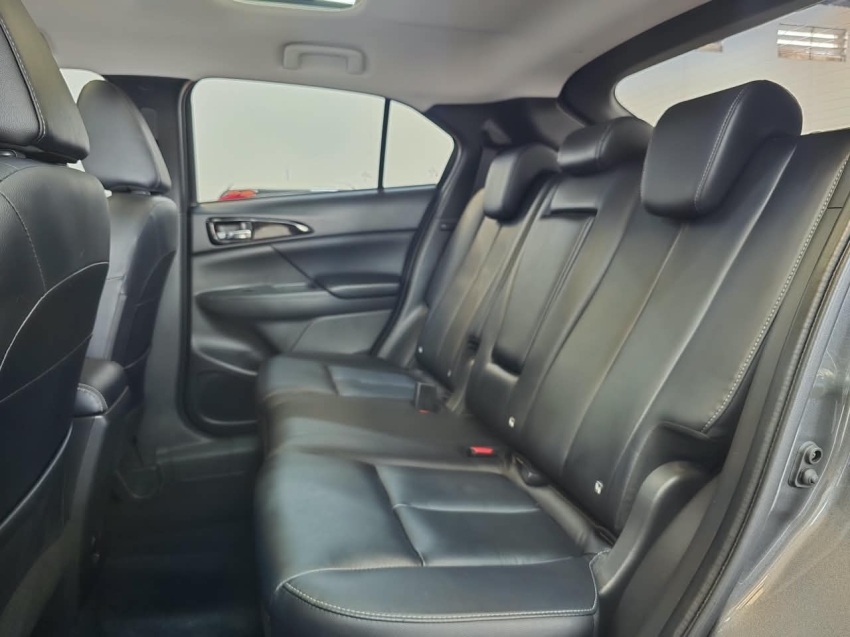 ECLIPSE CROSS HPE-S AWC | GARANTIA DE FÁBRICA7