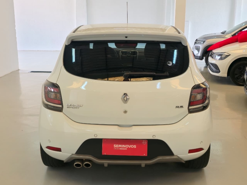 SANDERO R.S 2.0 16V HIFLEX | REVISÕES EM CONCESSIONÁRIA4