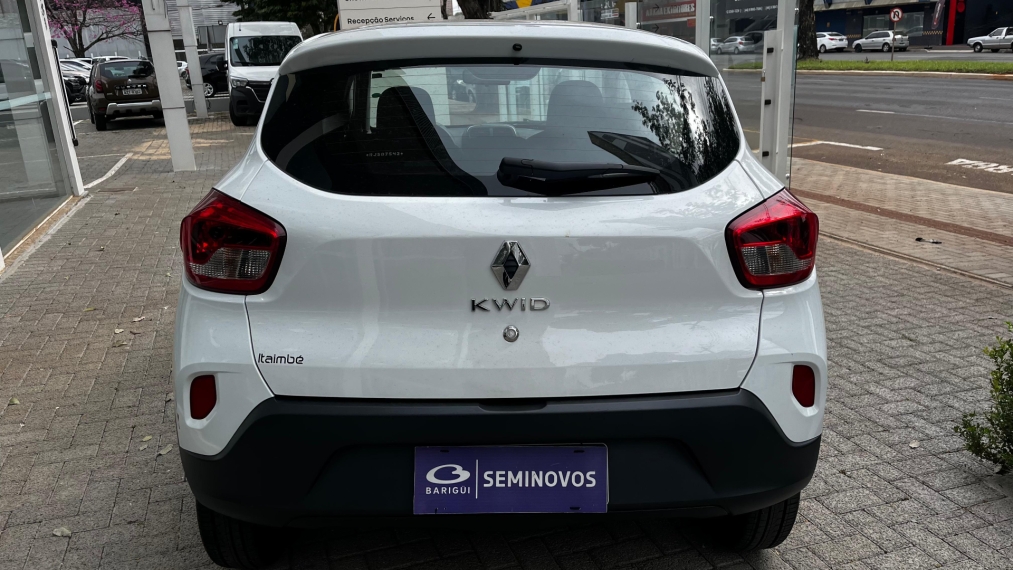 kwid zen 1.0 2024