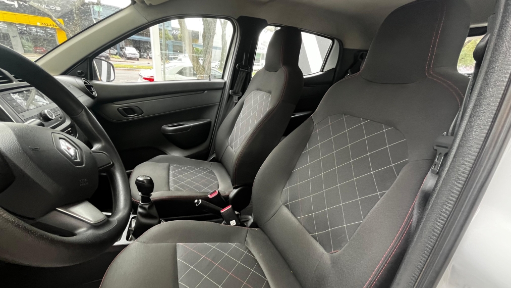 kwid zen 1.0 2024