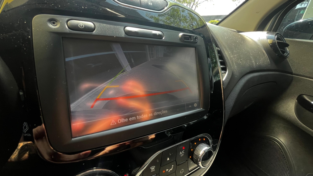 renault captur 1.6 16v sce flex intense x-tronic 4p automatico 2019