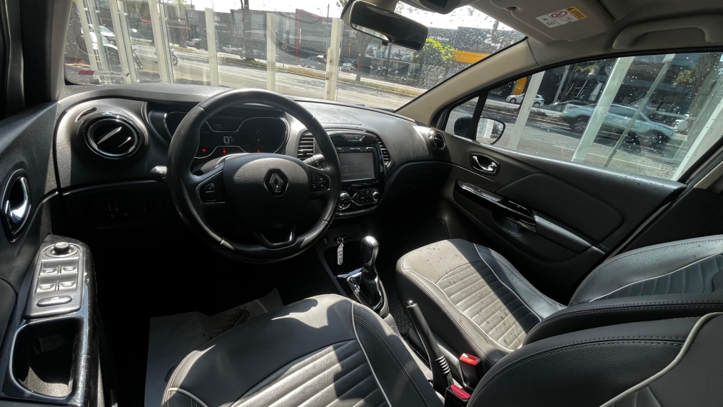 renault captur 1.6 16v sce flex intense x-tronic 4p automatico 2019
