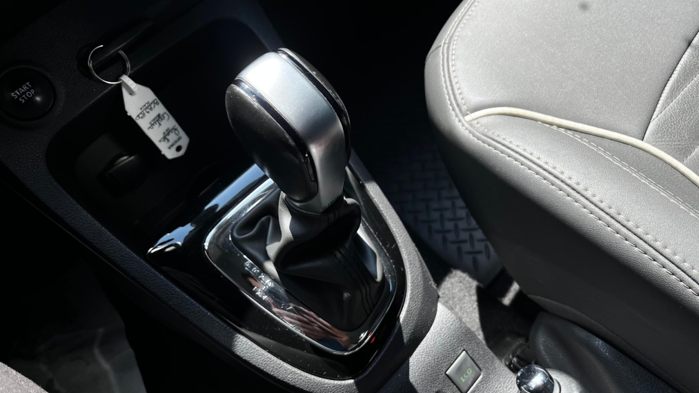 renault captur 1.6 16v sce flex intense x-tronic 4p automatico 2019