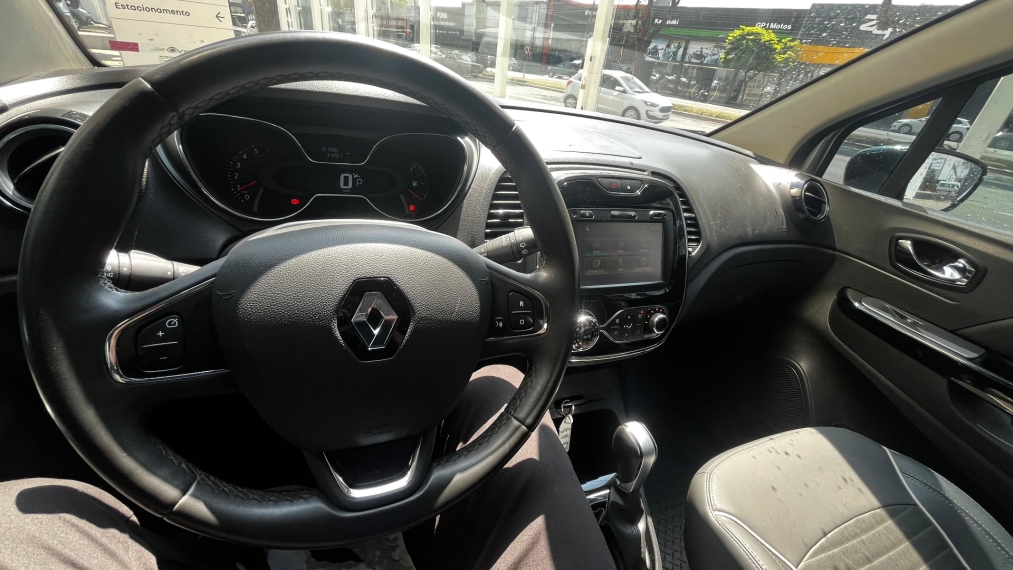 renault captur 1.6 16v sce flex intense x-tronic 4p automatico 2019
