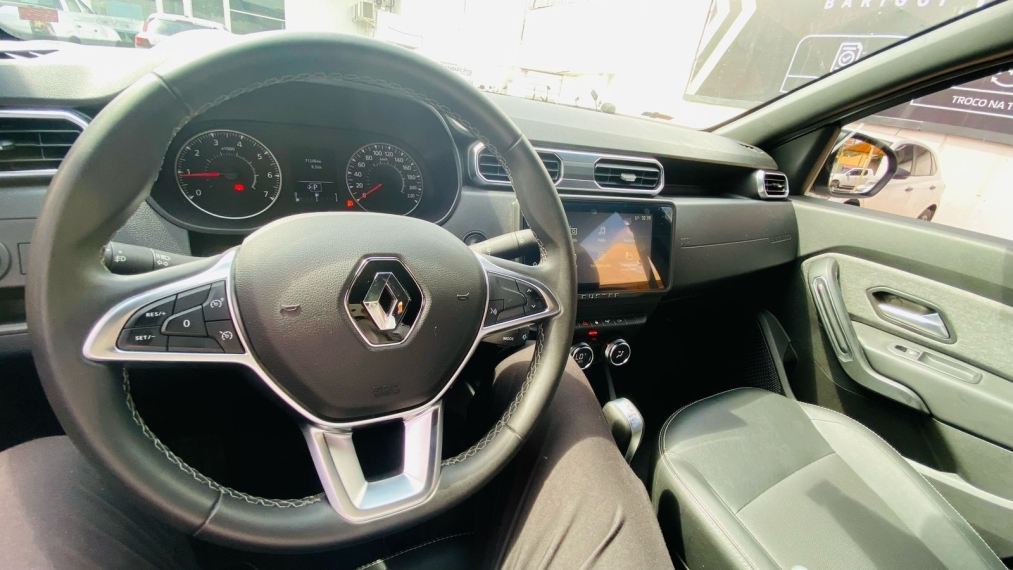 renault duster 1.3 tce flex iconic x-tronic 2023