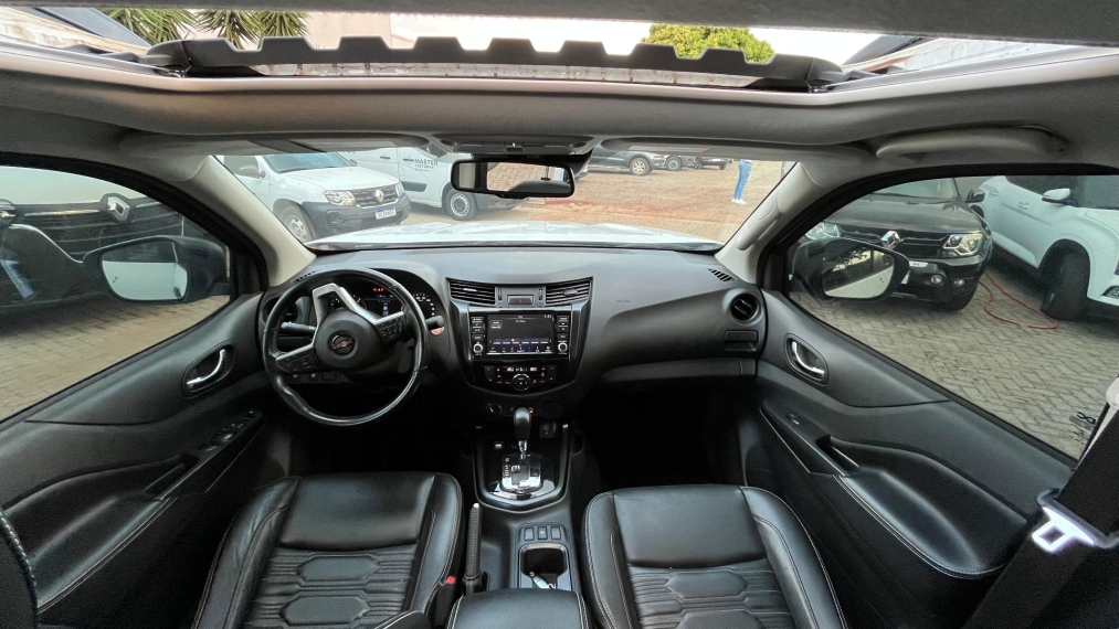 nissan frontier 2.3 16v turbo diesel pro4x cd 4x4 automatico 4p 2023