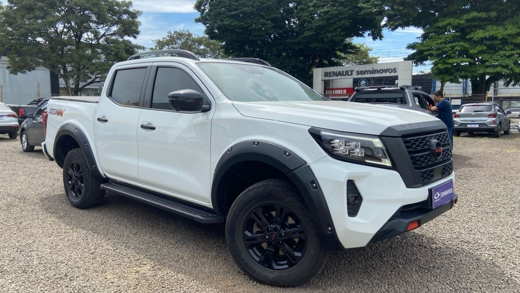 nissan frontier 2.3 16v turbo diesel pro4x cd 4x4 automatico 2023