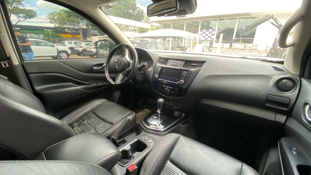 nissan frontier 2.3 16v turbo diesel pro4x cd 4x4 automatico 2023