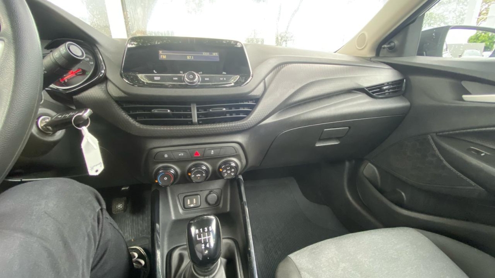 chevrolet onix 1.0 flex manual 2024