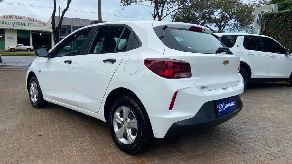 chevrolet onix 1.0 flex manual 2024
