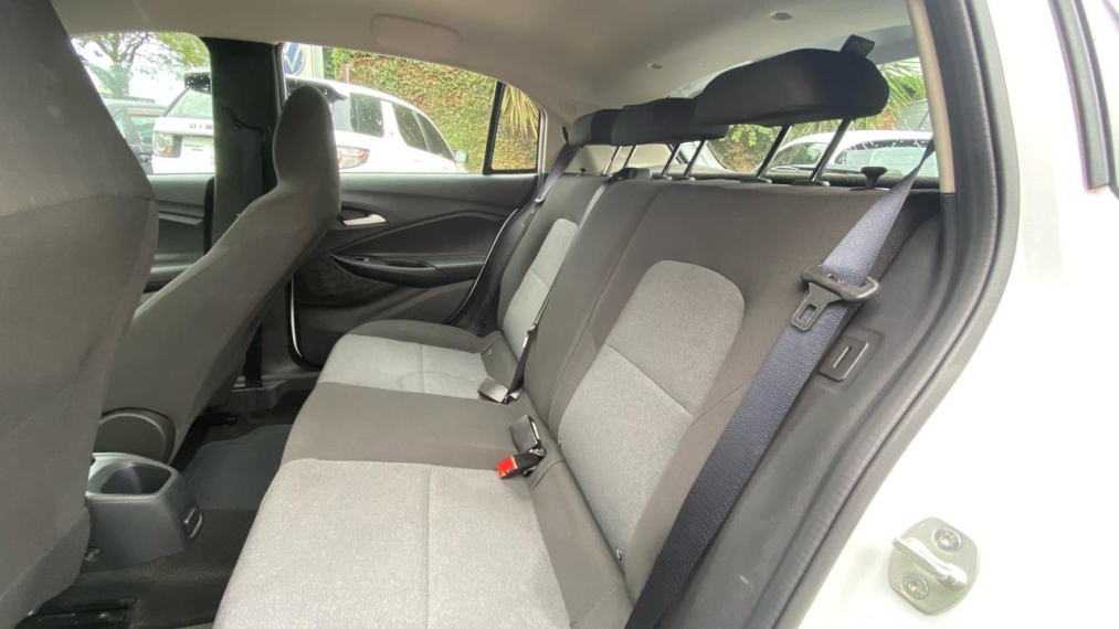 chevrolet onix 1.0 flex manual 2024