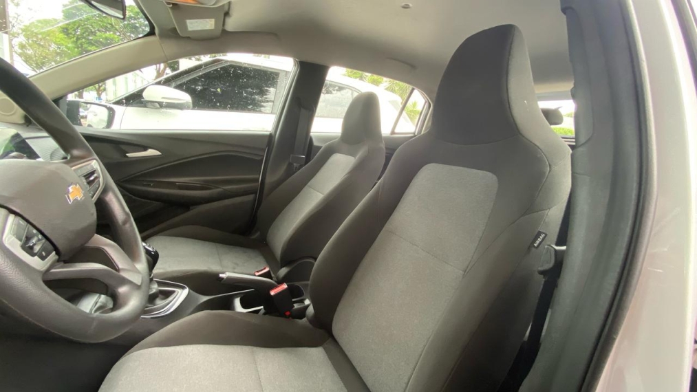 chevrolet onix 1.0 flex manual 2024