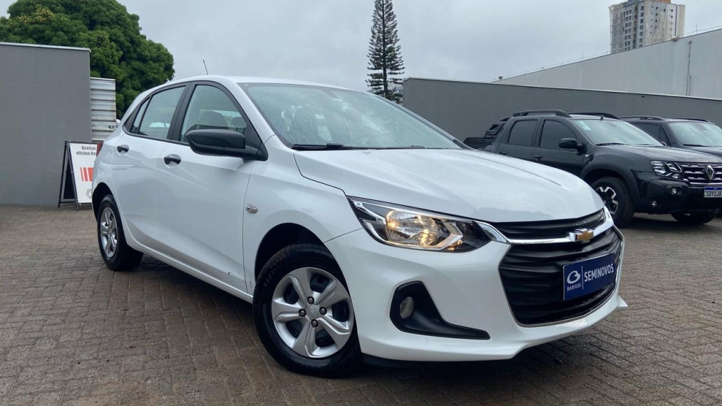 chevrolet onix 1.0 flex manual 2024