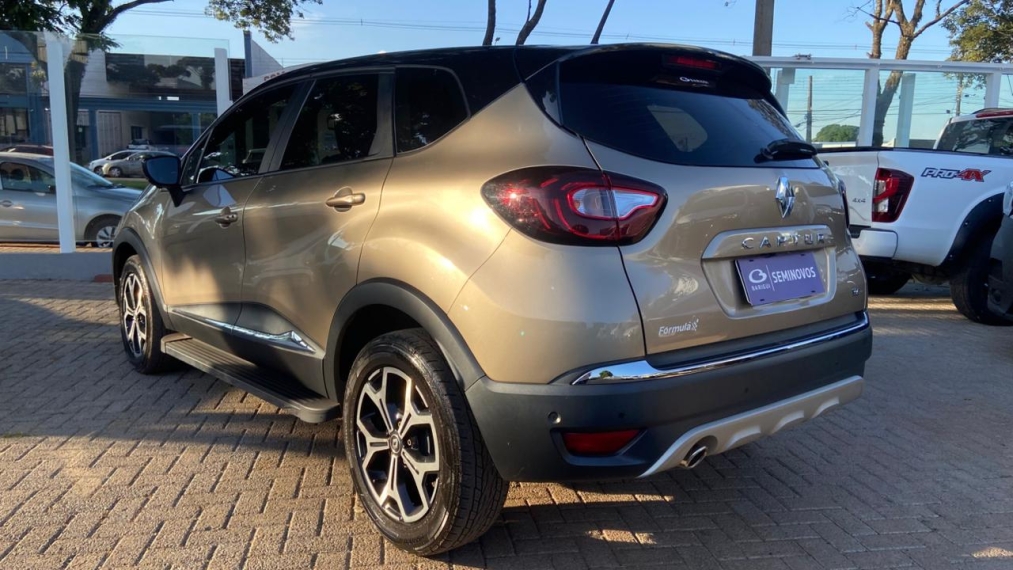 renault captur 1.3 tce flex iconic x-tronic 4p automatico 2022