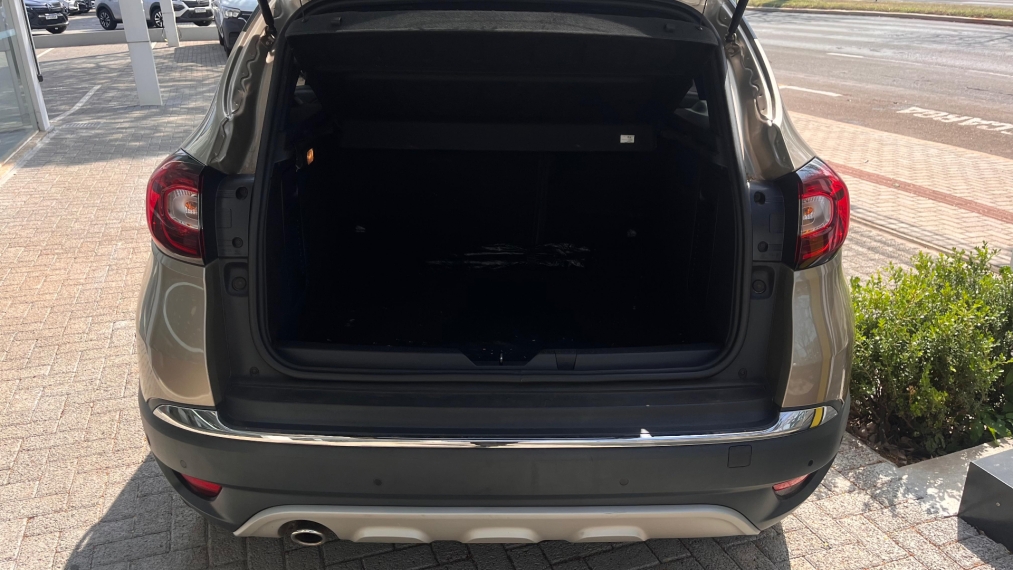 renault captur 1.3 tce flex iconic x-tronic 4p automatico 2022
