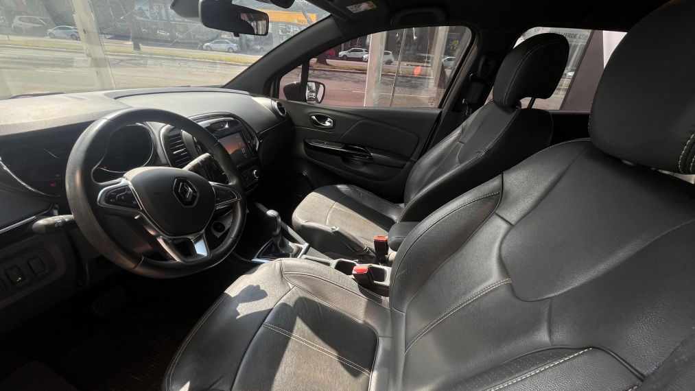 renault captur 1.3 tce flex iconic x-tronic 4p automatico 2022
