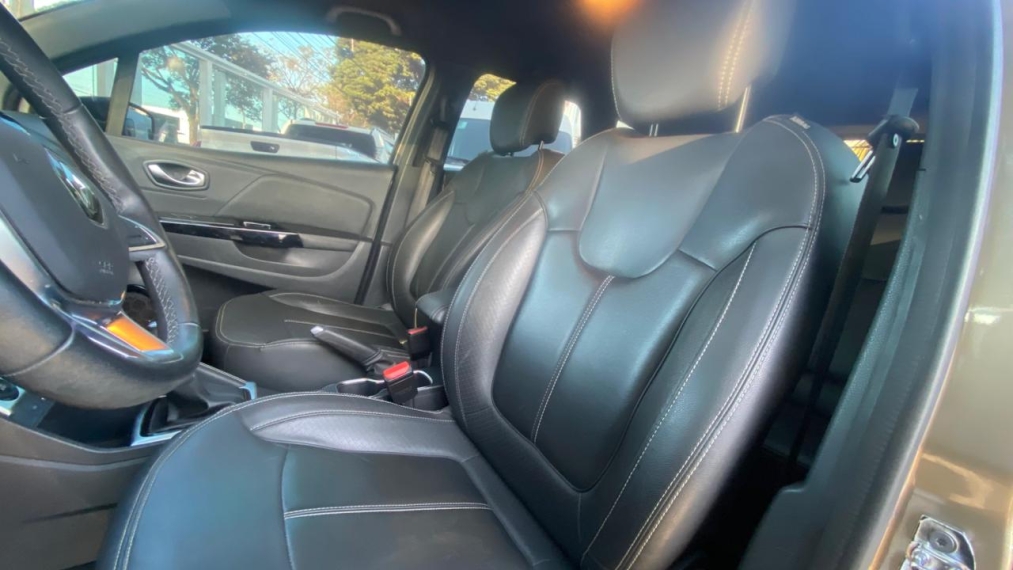 renault captur 1.3 tce flex iconic x-tronic 4p automatico 2022
