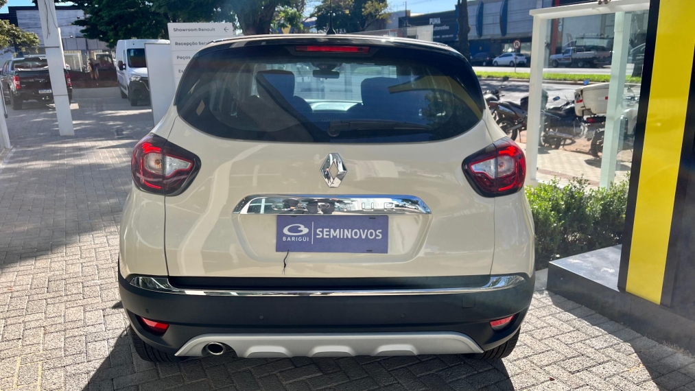 renault captur 1.6 16v sce flex intense x-tronic 2.0 4p automatico 2018