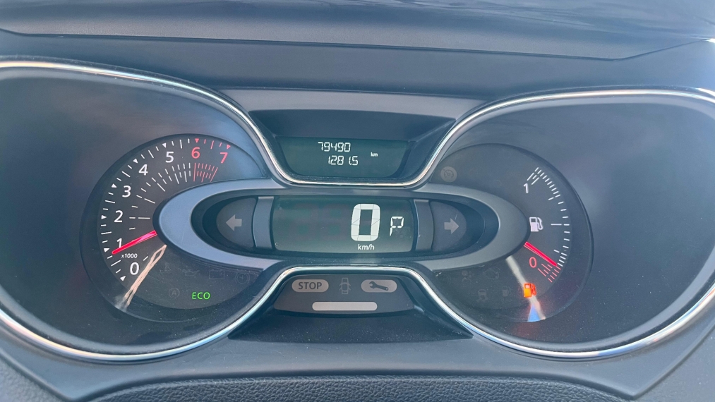 renault captur 1.6 16v sce flex intense x-tronic 2.0 4p automatico 2018