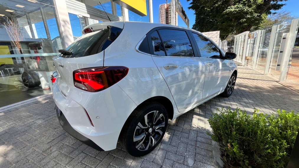 chevrolet onix 1.0 turbo flex premier automatico 4p 2024