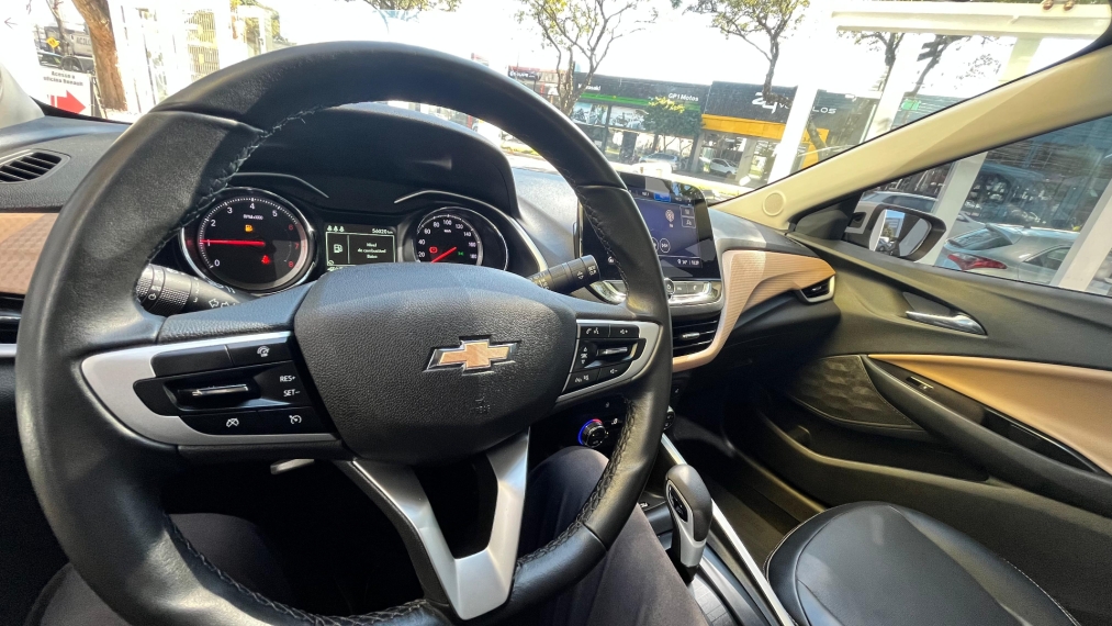 chevrolet onix 1.0 turbo flex premier automatico 4p 2024