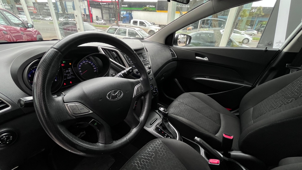hyundai hb20x 1.6 16v style flex 4p automatico 2017