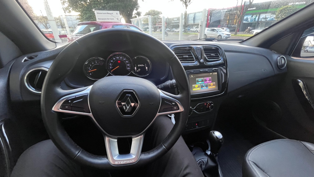 renault stepway 1.6 16v sce flex iconic x-tronic 4p automatico 2024