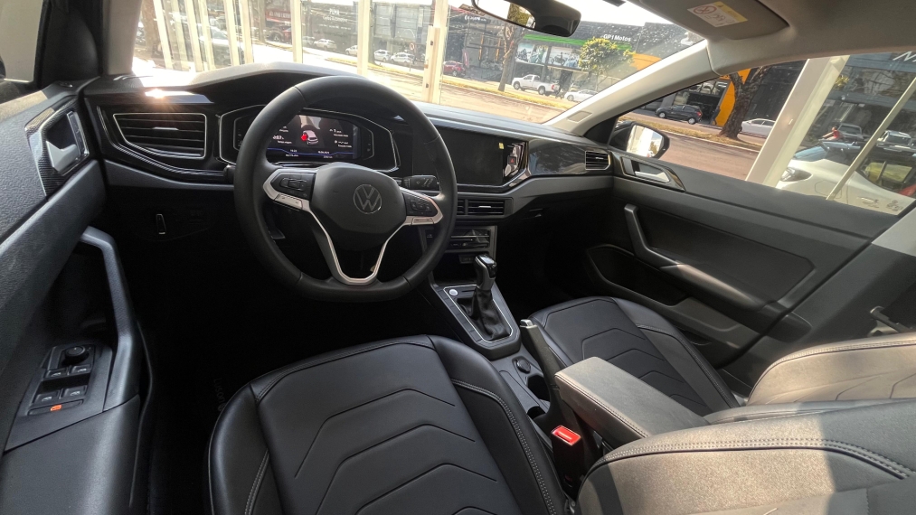 volkswagen polo 1.0 170 tsi highline automatico flex 4p 2025
