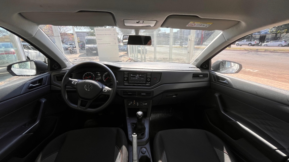 volkswagen polo 1.0 mpi track manual flex 4p 2024