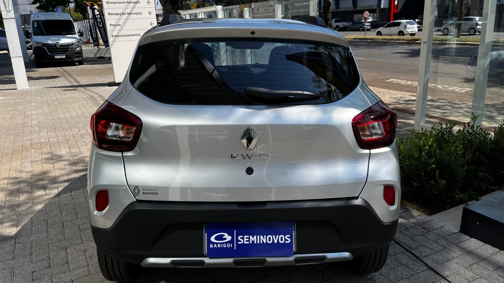 renault kwid 1.0 12v sce flex outsider manual 4p 2025