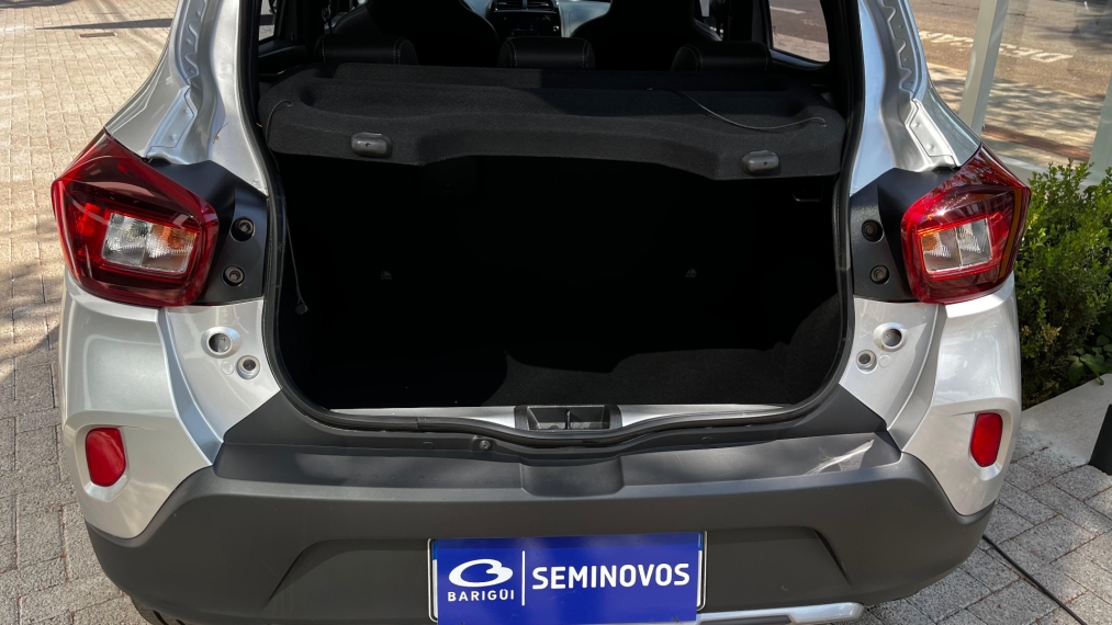 renault kwid 1.0 12v sce flex outsider manual 4p 2025