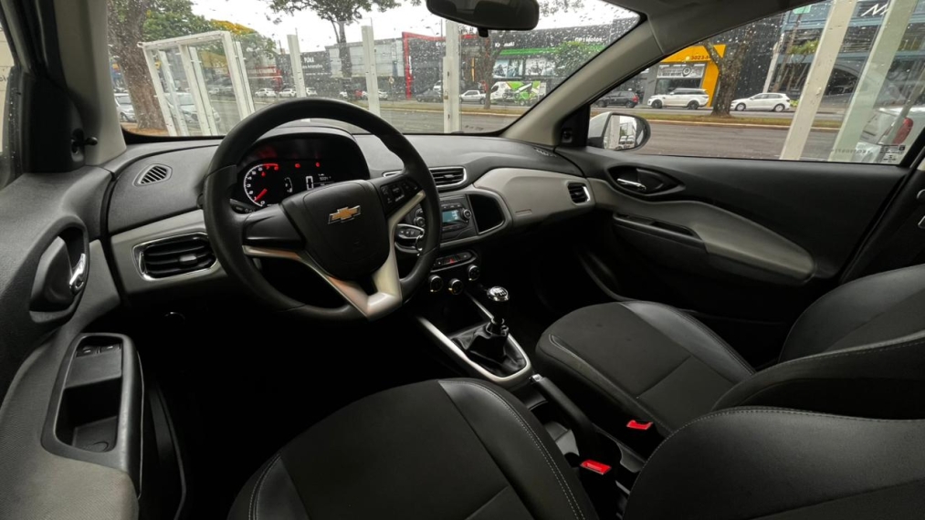 chevrolet onix 1.0 mpfi lt 8v flex 4p manual 2019