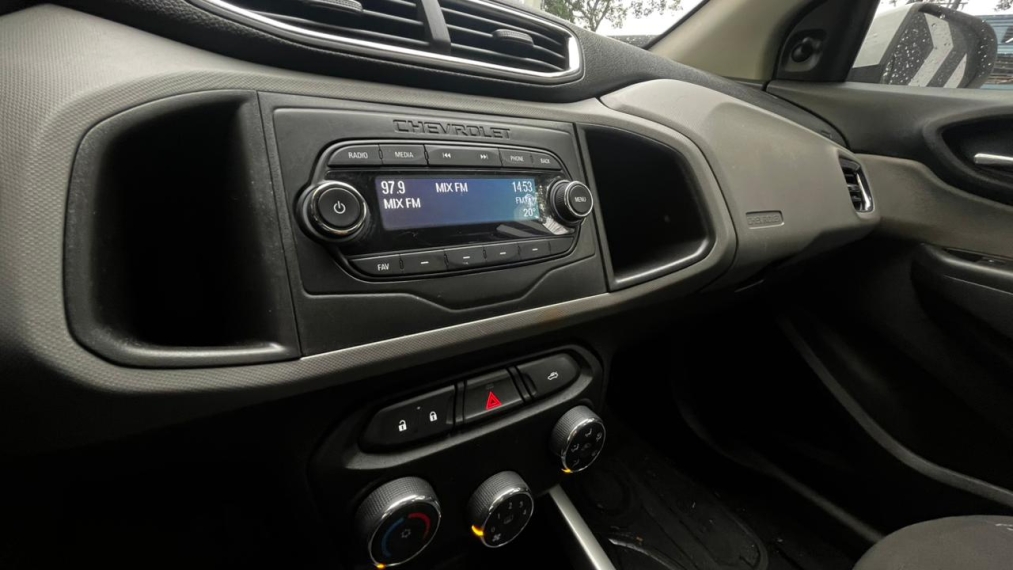 chevrolet onix 1.0 mpfi lt 8v flex 4p manual 2019