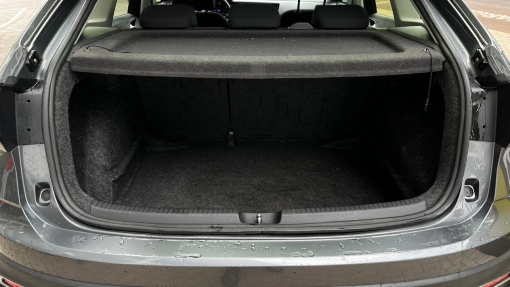 volkswagen nivus 1.0 200 tsi total flex comfortline automatico 4p 2024