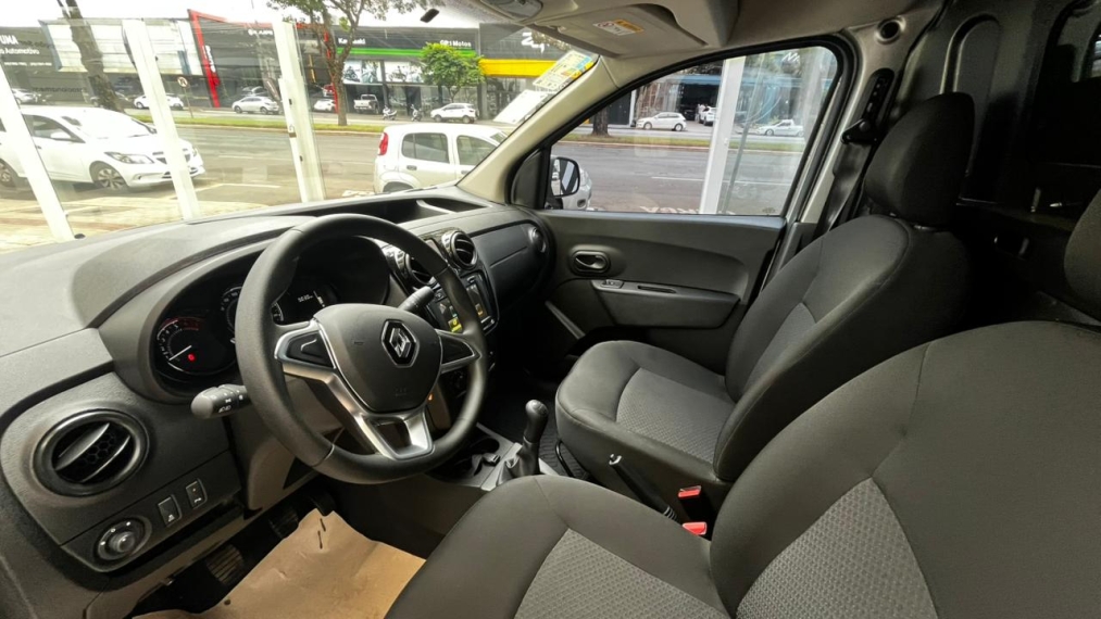 renault kangoo 1.6 16v sce flex advanced manual 5p 2025