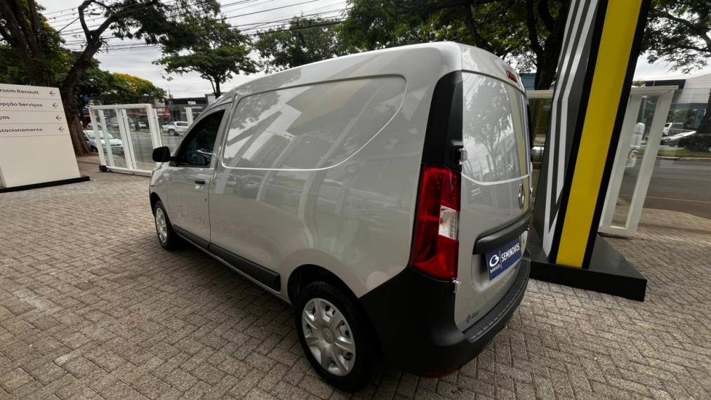 renault kangoo 1.6 16v sce flex advanced manual 5p 2025