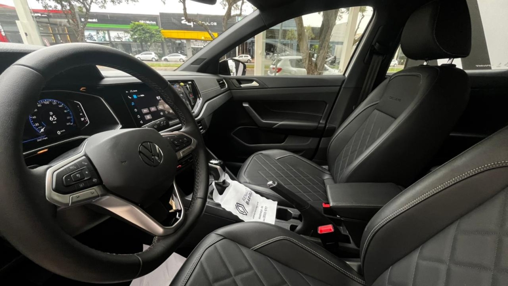 volkswagen virtus 1.4 250 tsi exclusive automatico flex 4p 2025
