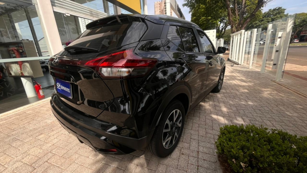 nissan kicks 1.6 16v flexstart sense xtronic flex 4p automatico 2024