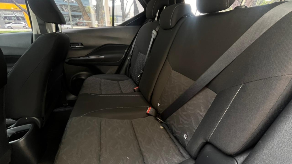 nissan kicks 1.6 16v flexstart sense xtronic flex 4p automatico 2024