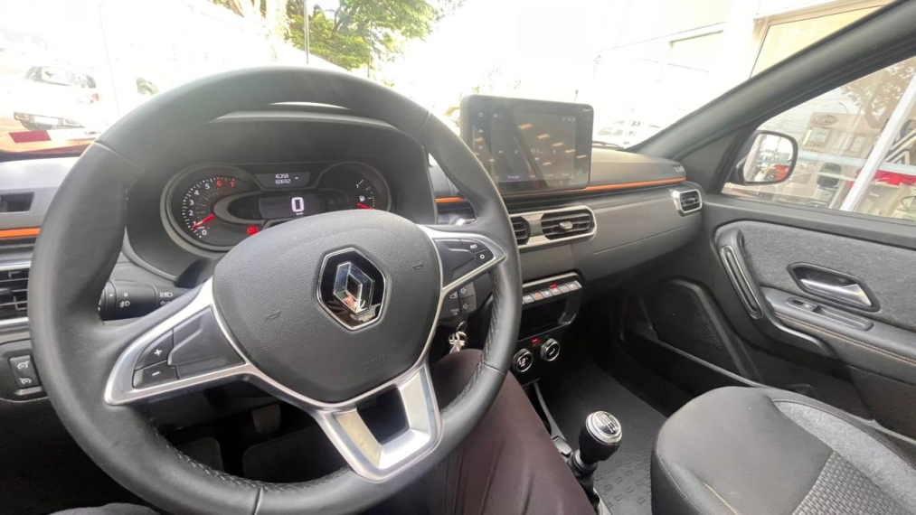 renault oroch 1.6 16v sce flex iconic manual 4p 2025