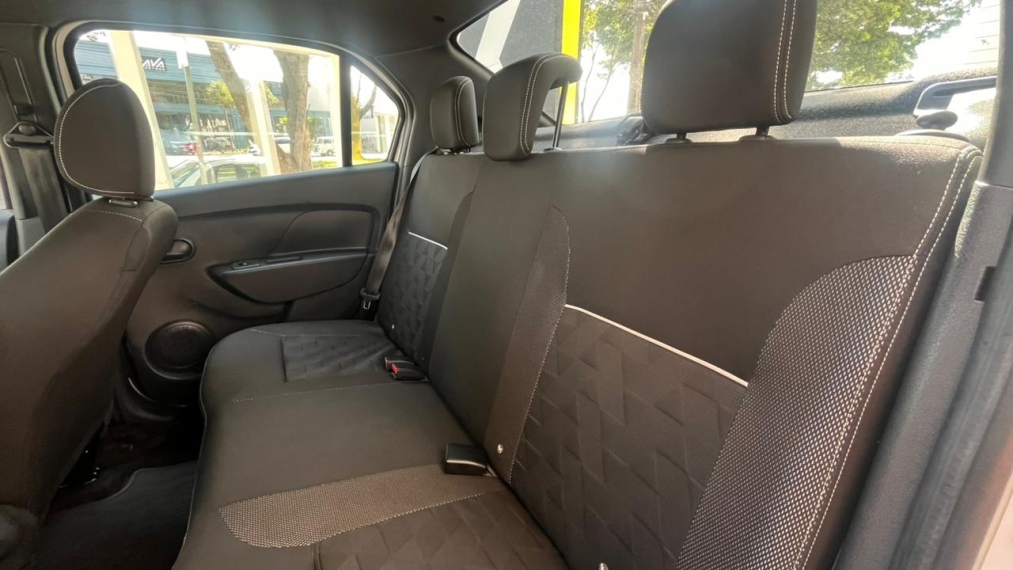 renault logan 1.0 12v sce flex zen manual 4p 202512