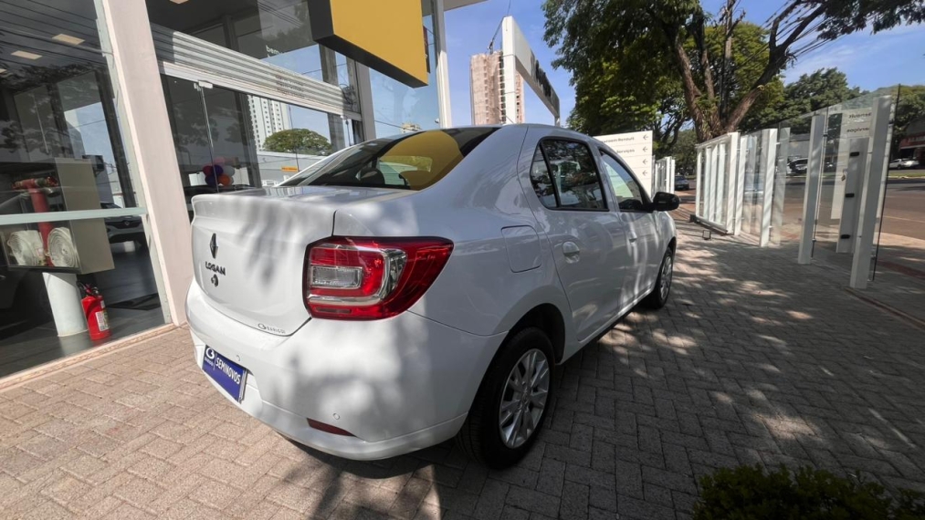 renault logan 1.0 12v sce flex zen manual 4p 202513