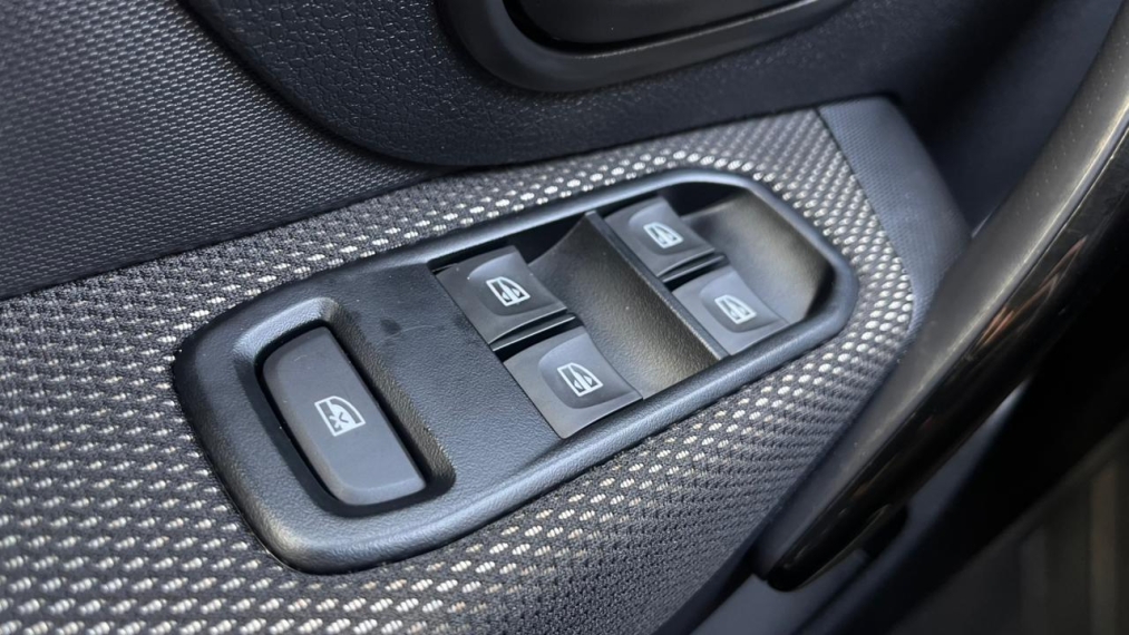 renault logan 1.0 12v sce flex zen manual 4p 20258