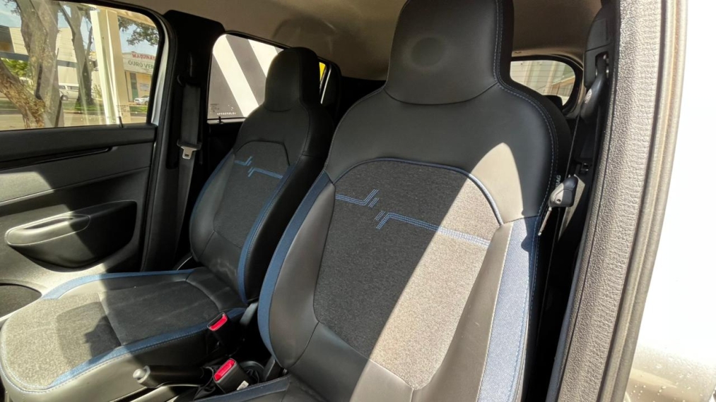 renault kwid 1.0 12v sce flex intense manual 4p 202511