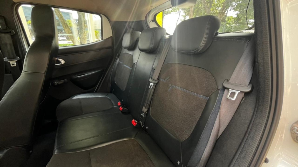 renault kwid 1.0 12v sce flex intense manual 4p 202412