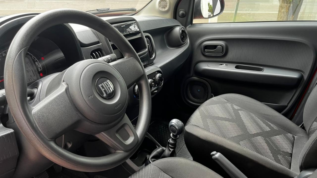 fiat mobi 1.0 firefly flex like. manual 4p 20256