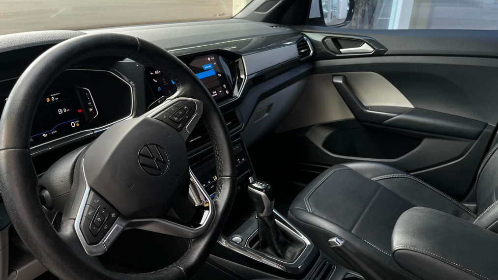 volkswagen t-cross 1.4 250 tsi total flex highline automatico 4p 20235