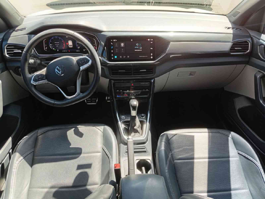 t-cross highline 250 1.4 tsi at6 2022/236