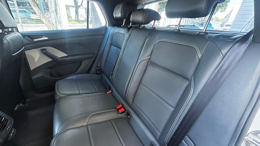 t-cross highline 250 1.4 tsi at6 2022/2313